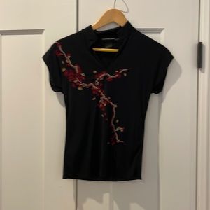 Vivienne Tam black top